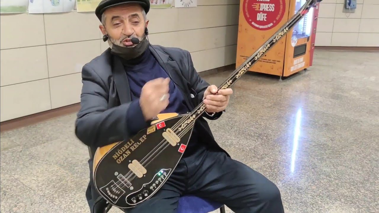 Metronun Neşesi Ozan Recep