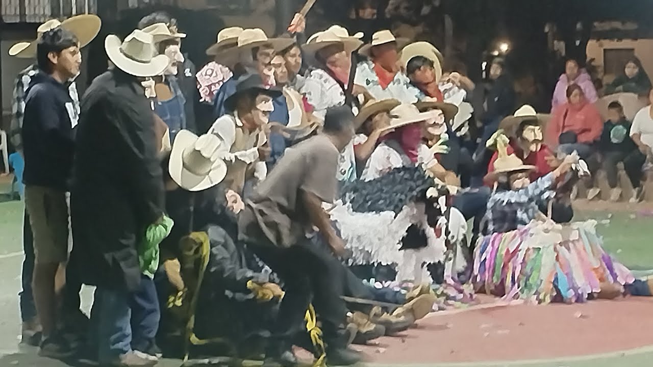 Carnaval de Toros 🐮 En Tzentzenguaro Michoacan 2026 