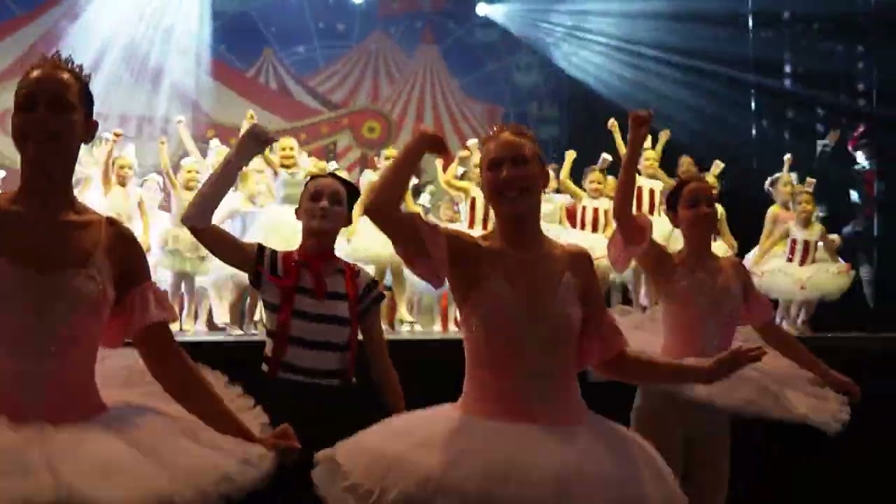 Coreografia Final: Encerramento/Sessão 1