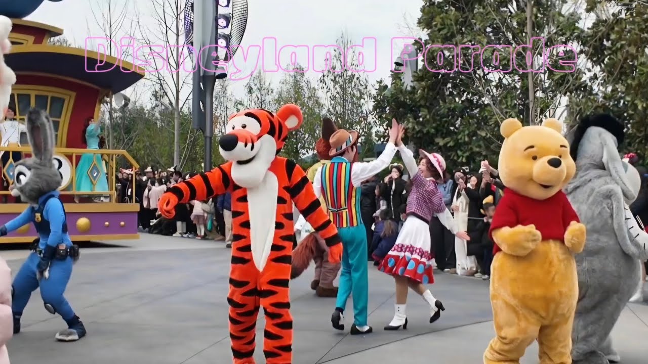上海​ Disneyland​ Parade​