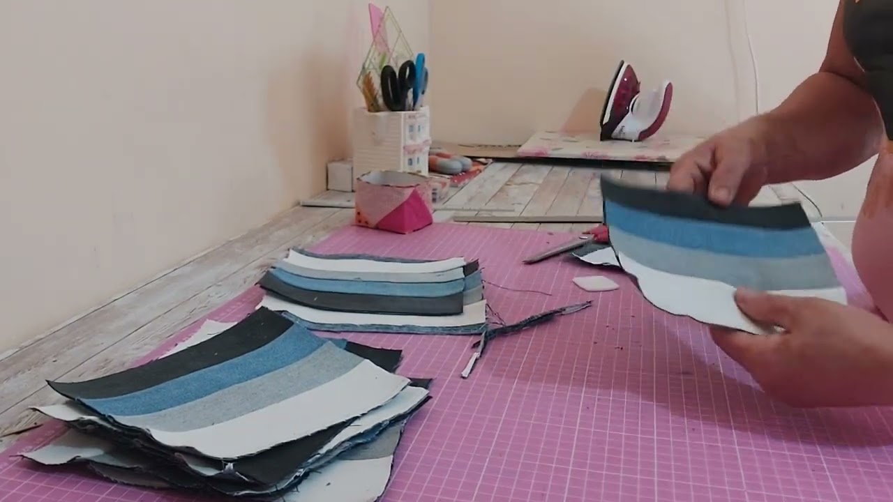 LINDO TAPETE REAPROVEITANDO CALÇA JEANS.