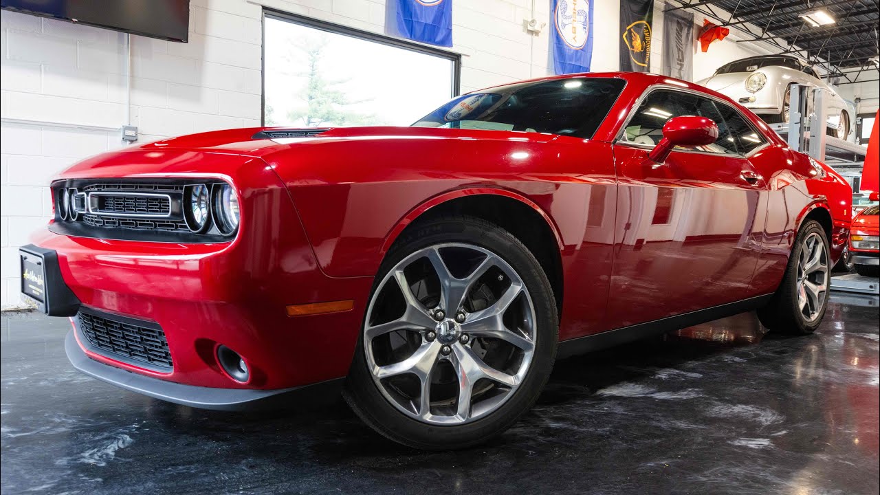 2016 Dodge Challenger SXT