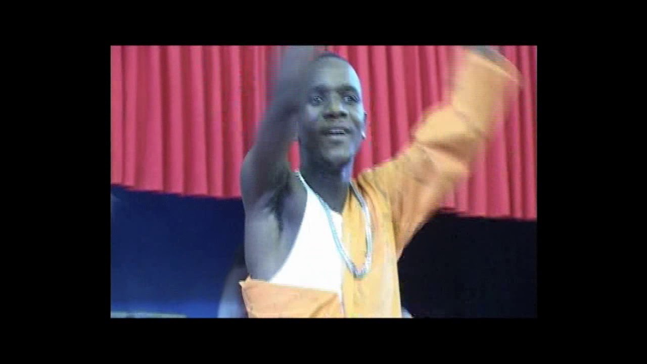 Sgwebo Sentambo - NjengoGcabashe Music Video