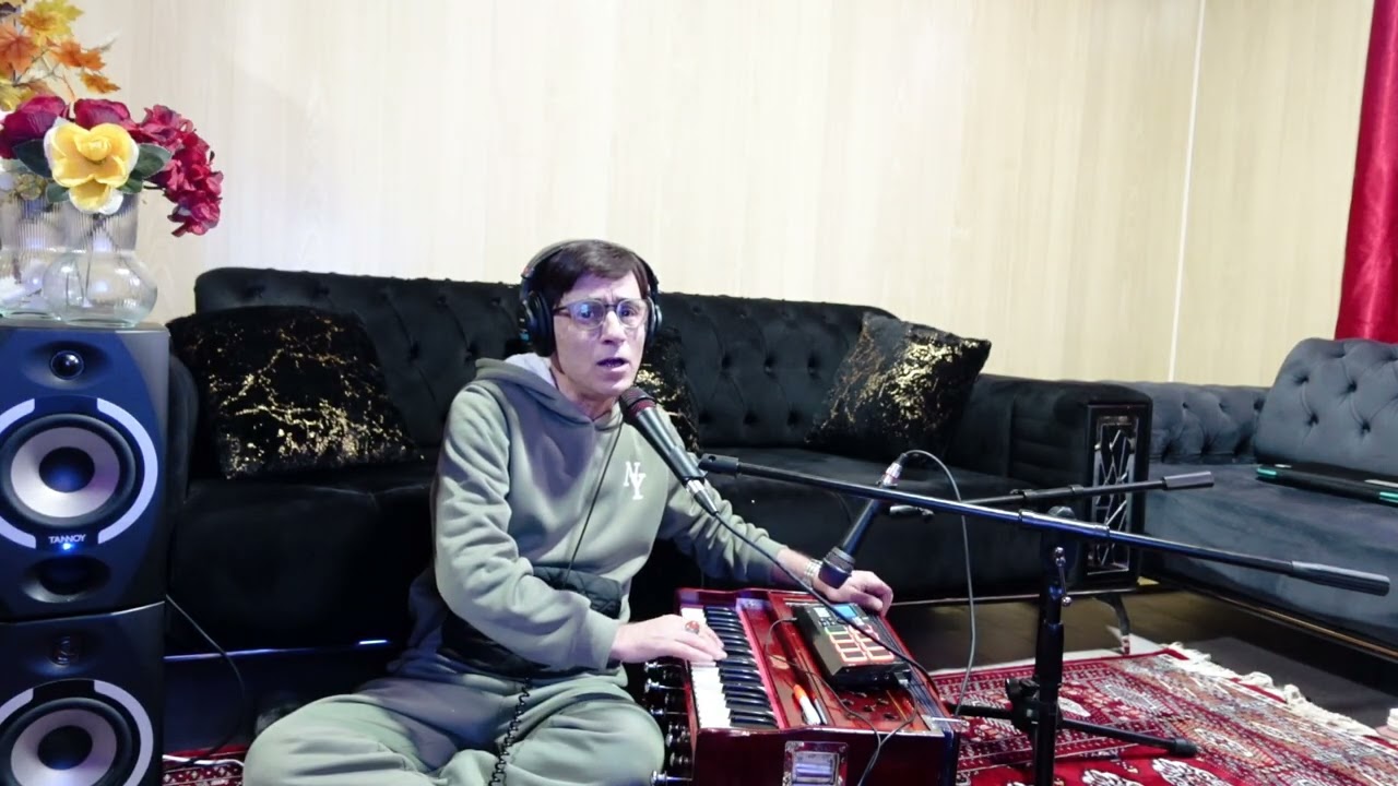 د خپل یار له مینې | De Ekhpel Yar Lamine (Pashto Love Song 2025)