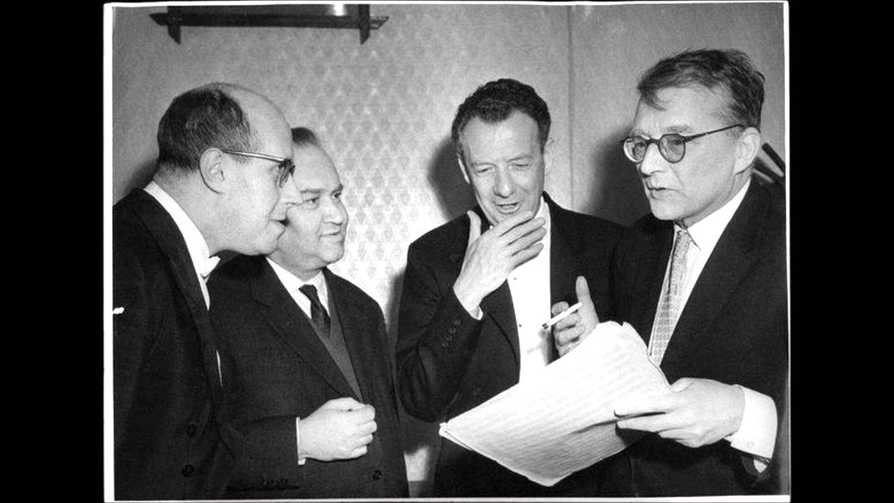 Shostakovich - Cello concerto n°1 - Rostropovich / Leningrad / Rozhdestvensky