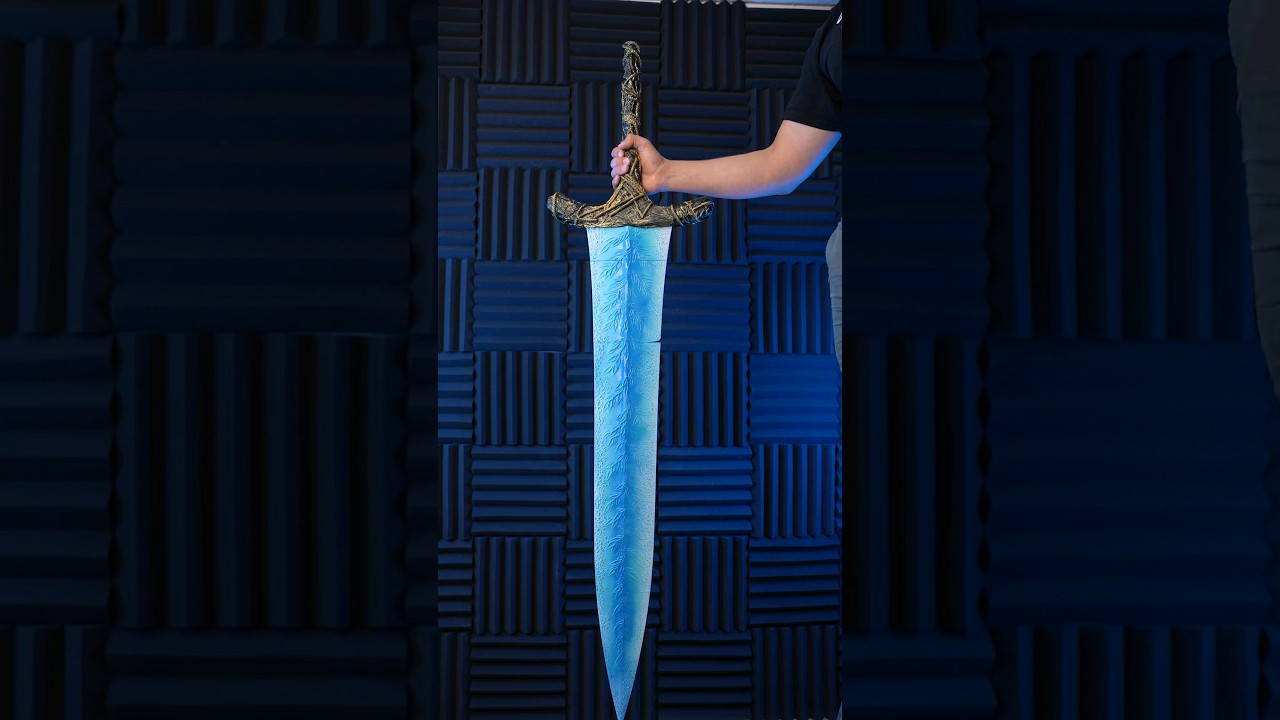 Unwieldable sword? We got you 😉 #eldenring #thangs #3dprinting #cosplay