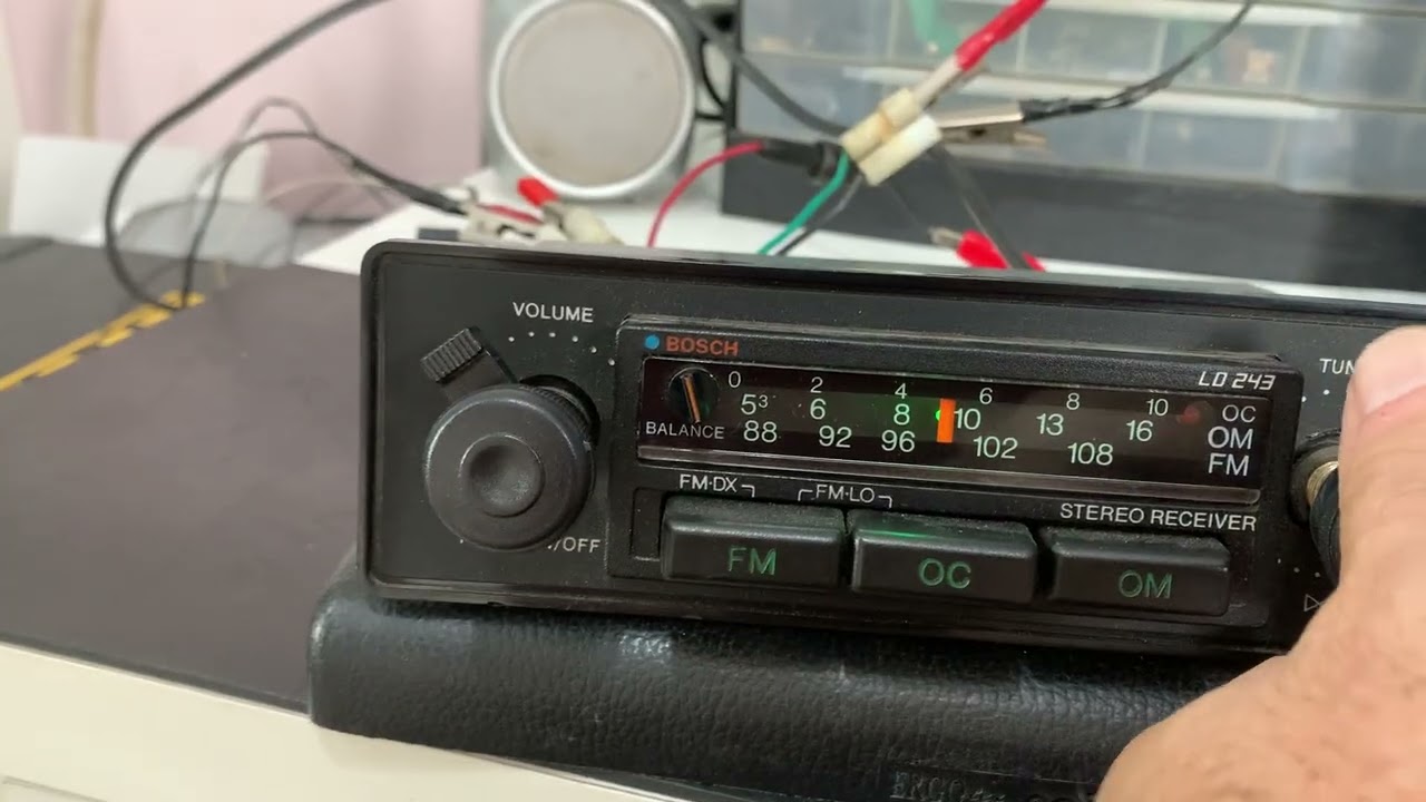 Rádio Bosch LD 243 com BT – CAF 1934