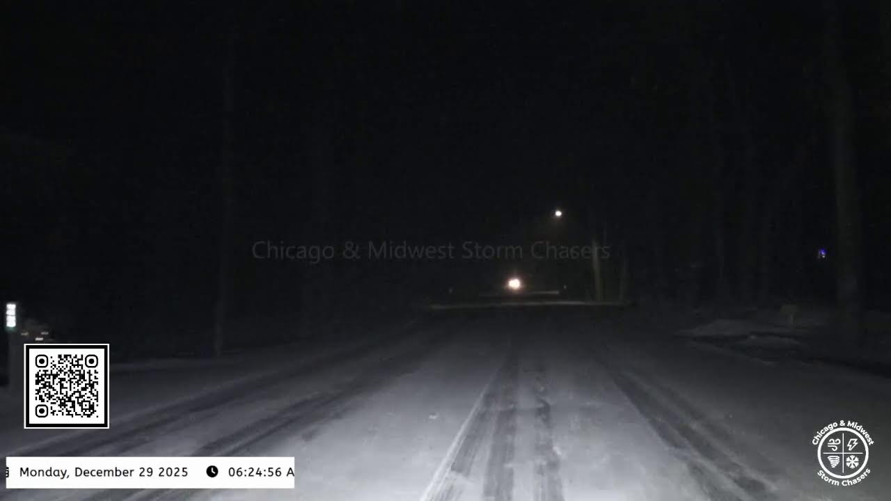 Live from Holland to Muskegon, MI. Blizzard/Whiteout conditions prevail across western Michigan,