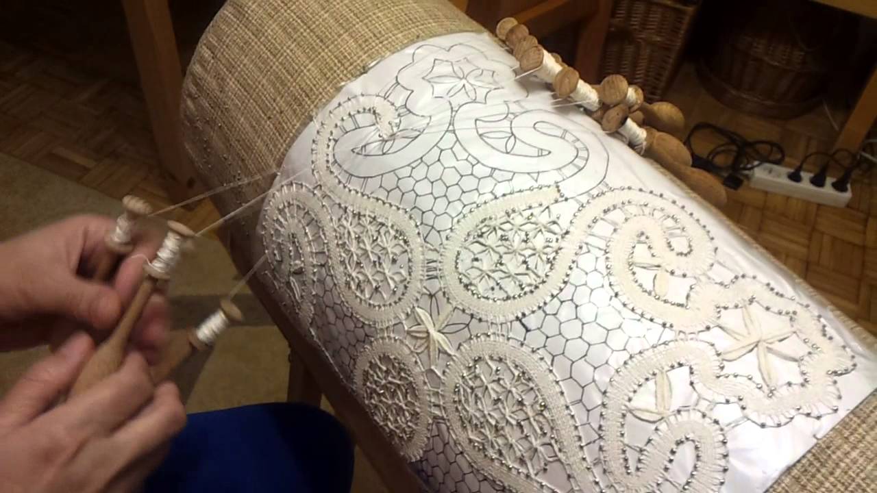 Making Bobbin Lace - learned in Bobowa.