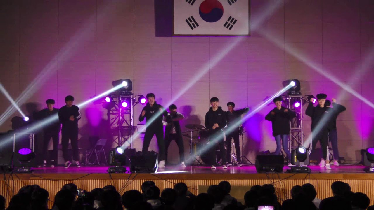 !!!박진영은 보아라!!! 예스오어예스(Yes or Yes)남자 댄스 커버 2018/12/27 송천고등학교 축제 송천제 트와이스 cover레전드 무대