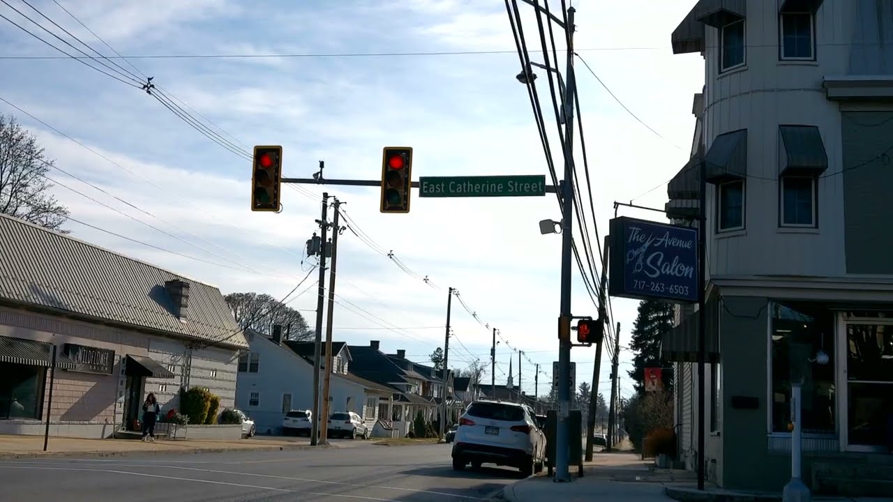 Traffic Lights in Chambersburg, PA (S. 4th St & E. Catherine St)