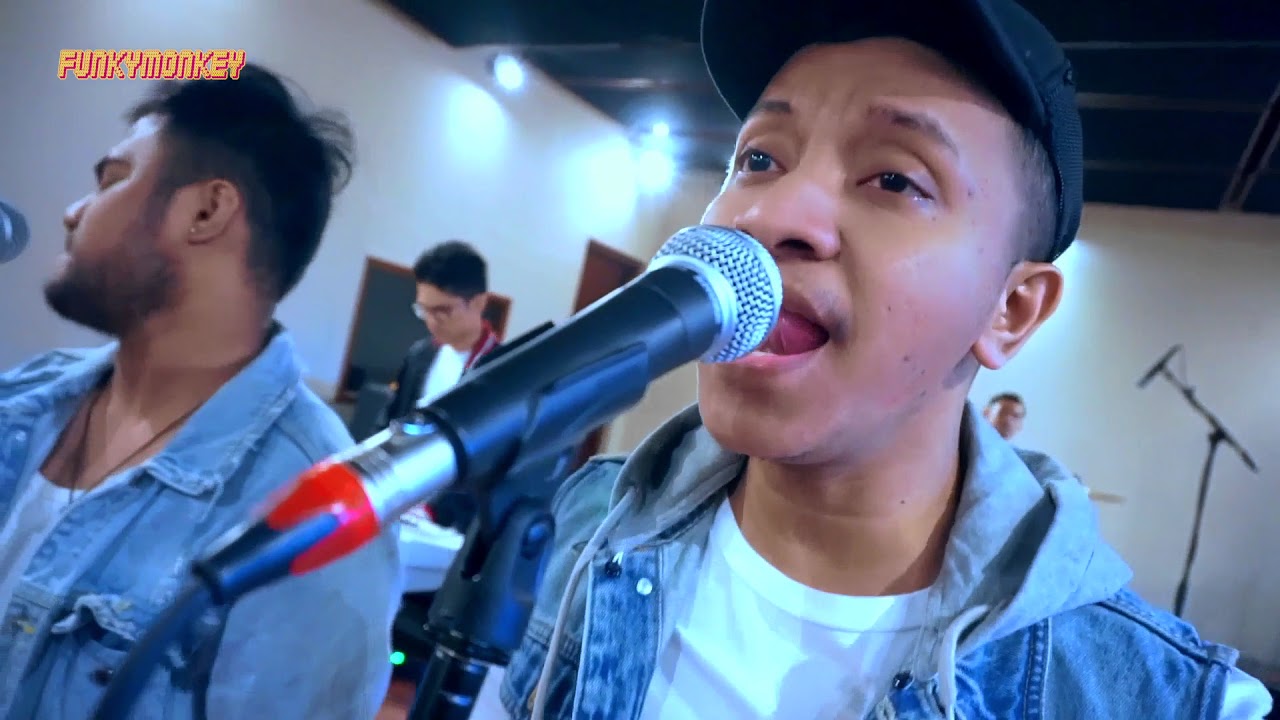 Gelora Asmara, 50 Tahun Lagi, Oh Kasih, Hanya Memuji (Medley) - Cover By Funky Monkey