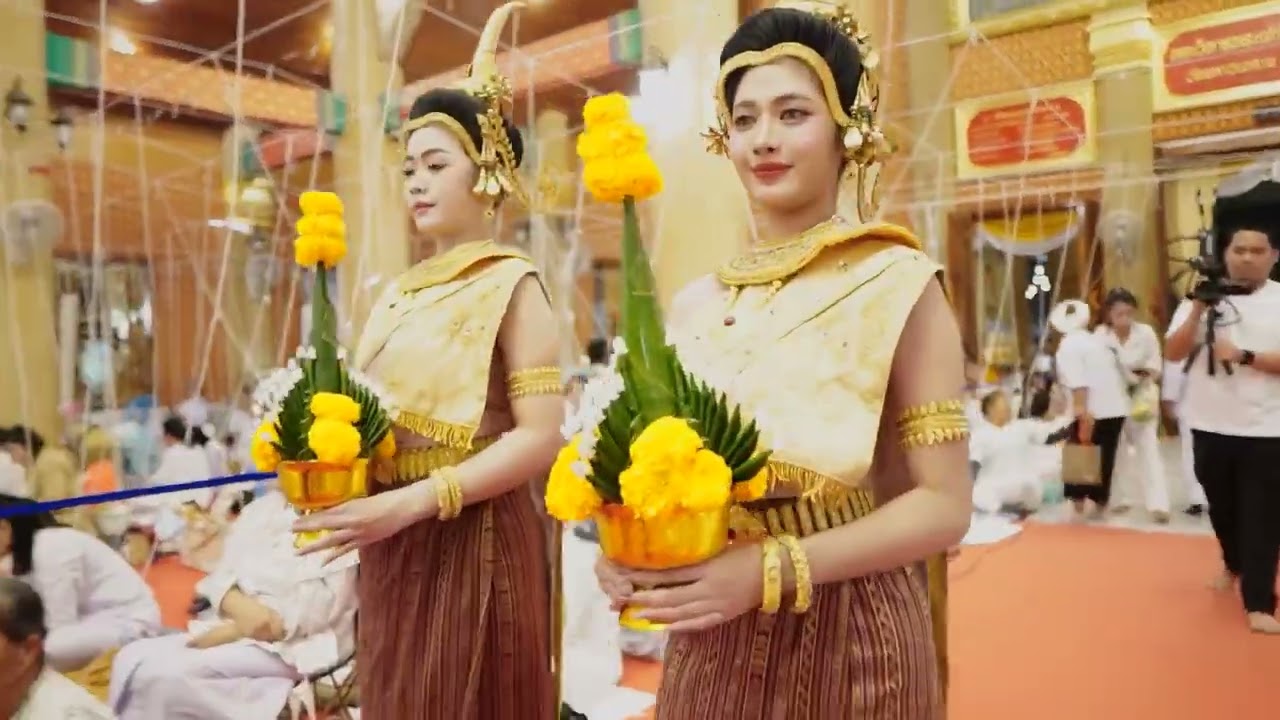 #สวดมนต์ข้ามปี ถวาย #หลวงพ่อองค์แสนสุดใจมณีโชติศรีสวัสดิ์ี่ #สกุลช่างอุบล โดย #เจ้ายอดแก้วอรัญวาสี