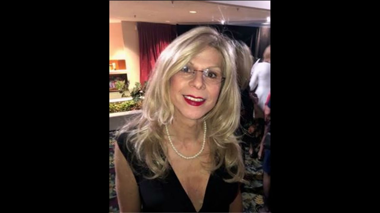 Crossdressing   The mature crossdresser