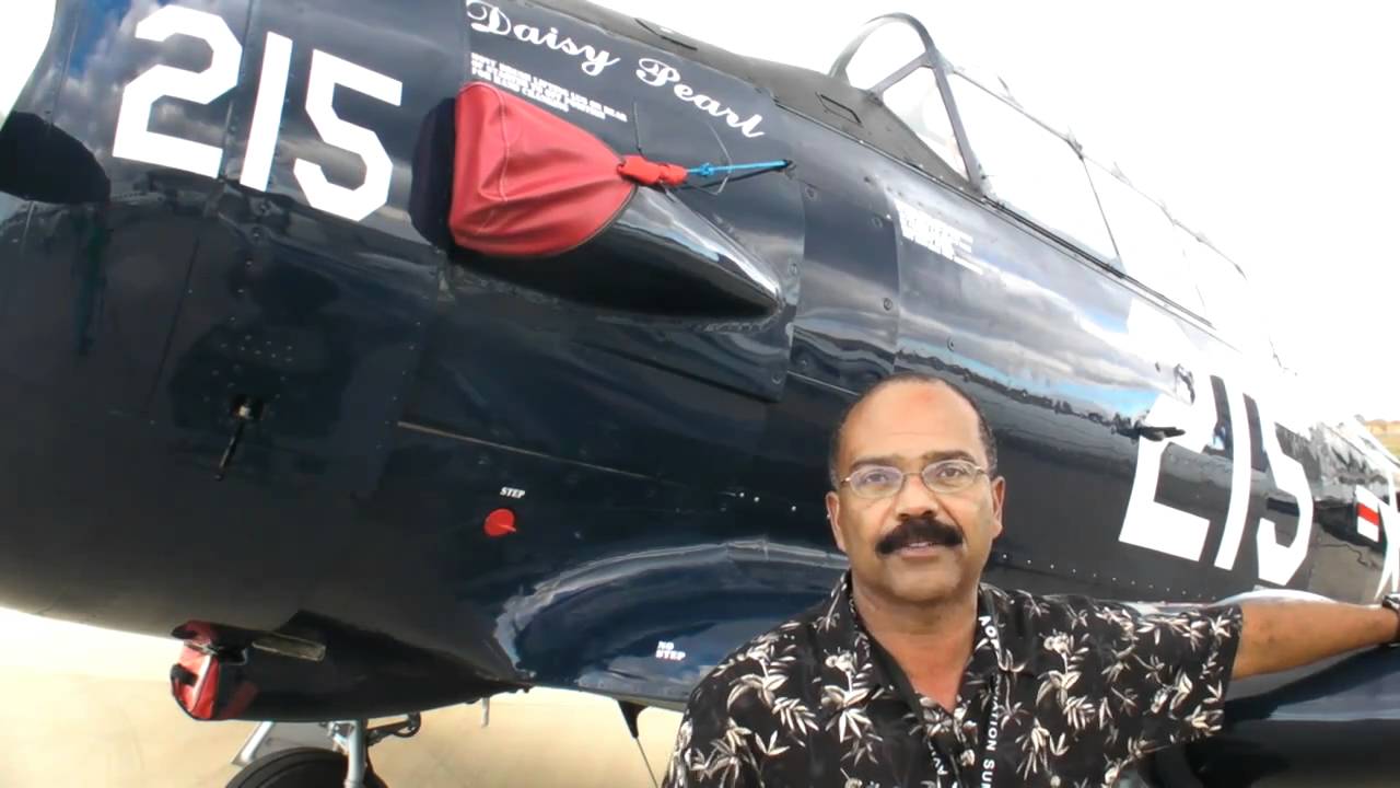 SNJ-5 'Daisy Pearl': A Tribute at AOPA Summit 2010
