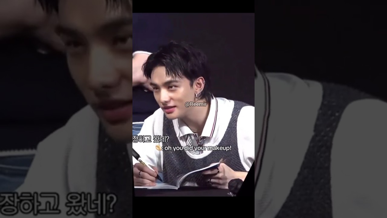 he remembered her😭#Straykids #hyunjin #stay #ceremony #fansign #skz #karma #kpop #shorts #fyp