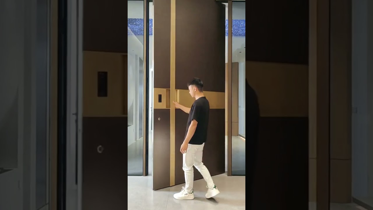 What Makes Pivot Doors The Most Luxurious Home Upgrade Option
