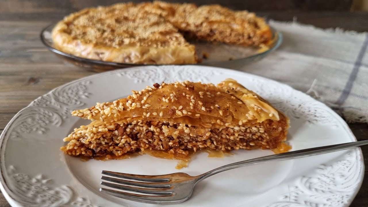 Легкий сиропный кунжутный пирог 😍с хрустящей корочкой из теста фило👌