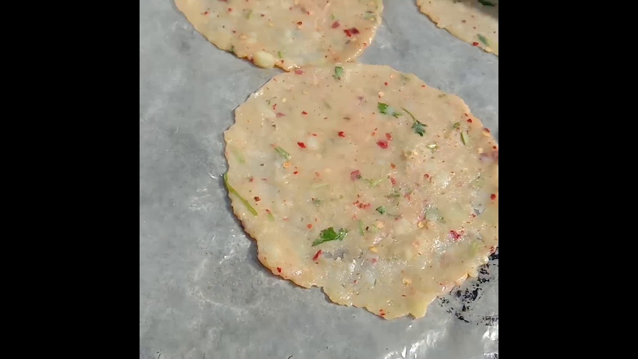 aalu ke chatpate papad😋😁