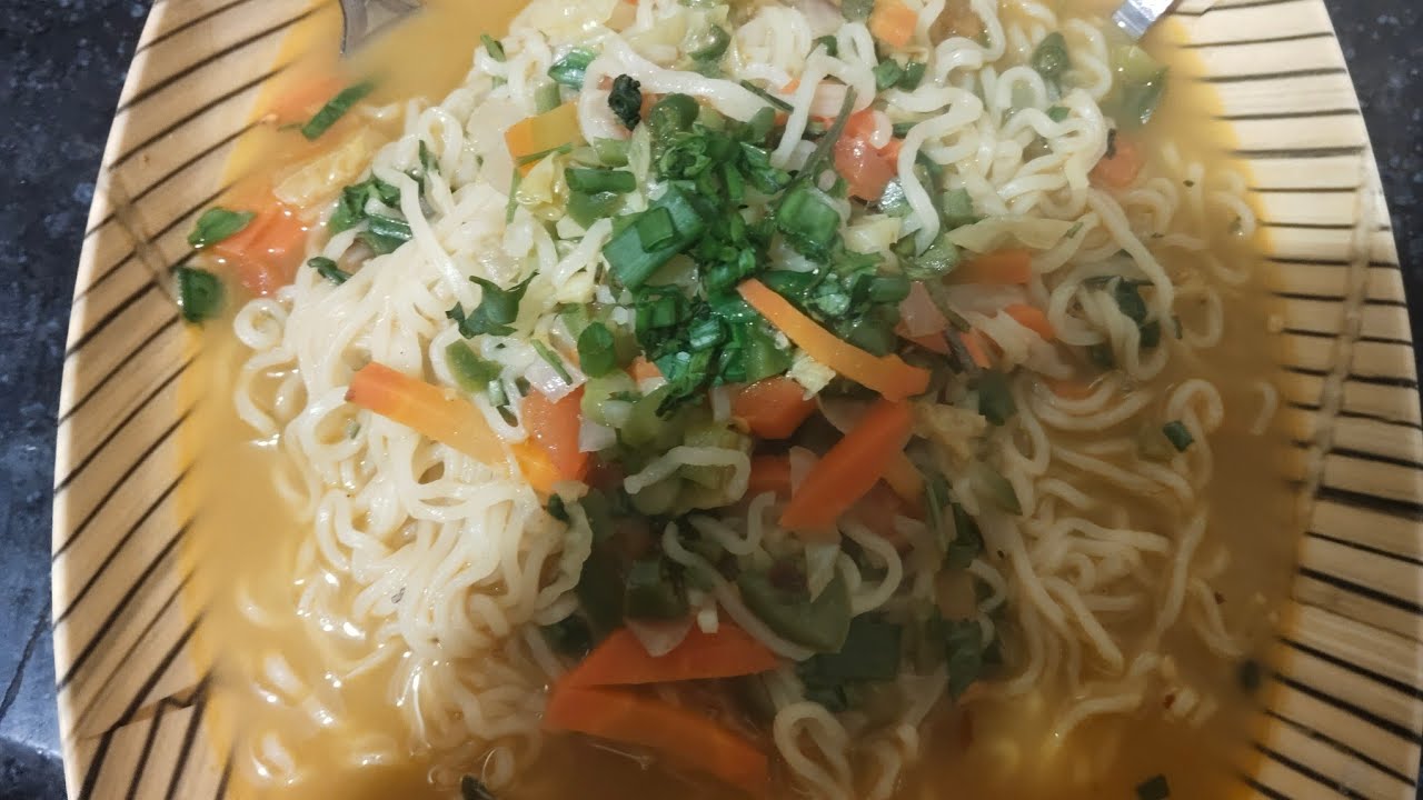 Maggie # healthy #loaded with vegetables 😋😋