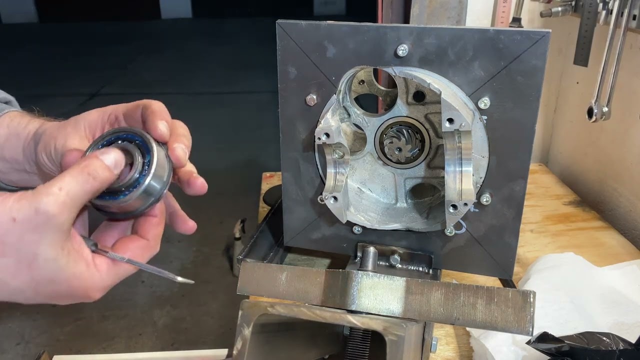 1979 Saab 96 V4 Gearbox restoration and modification part 2