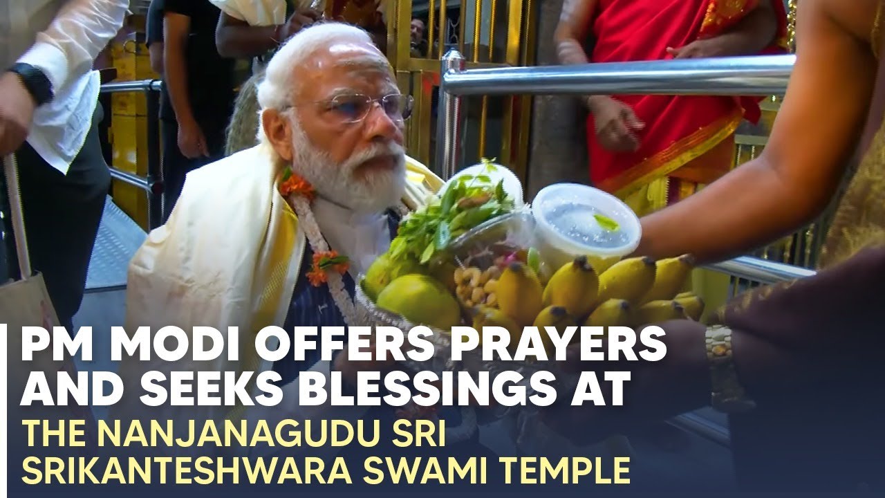 PM Modi offers prayers and seeks blessings at the Nanjanagudu Sri Srikanteshwara Swami Temple