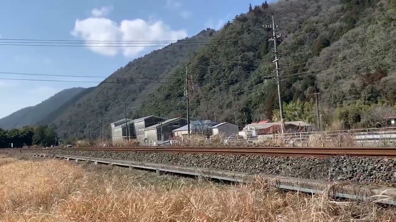 2026年2/22、JR山口線ハンドル訓練。【下り試9581列車(新山口→津和野)〈牽引〉DD51-1043【関】＋ホキ3両＋チキ5両。※汽笛📢🎶あり。⚠️