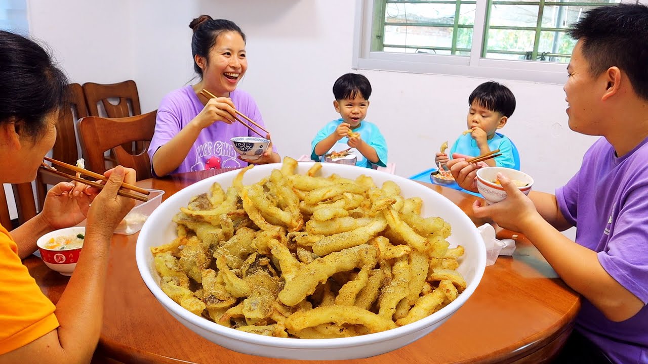 【馮小廚】泉州人的午餐真講究，炸蘑菇配海鮮粥，雙胞胎吃的津津有味！