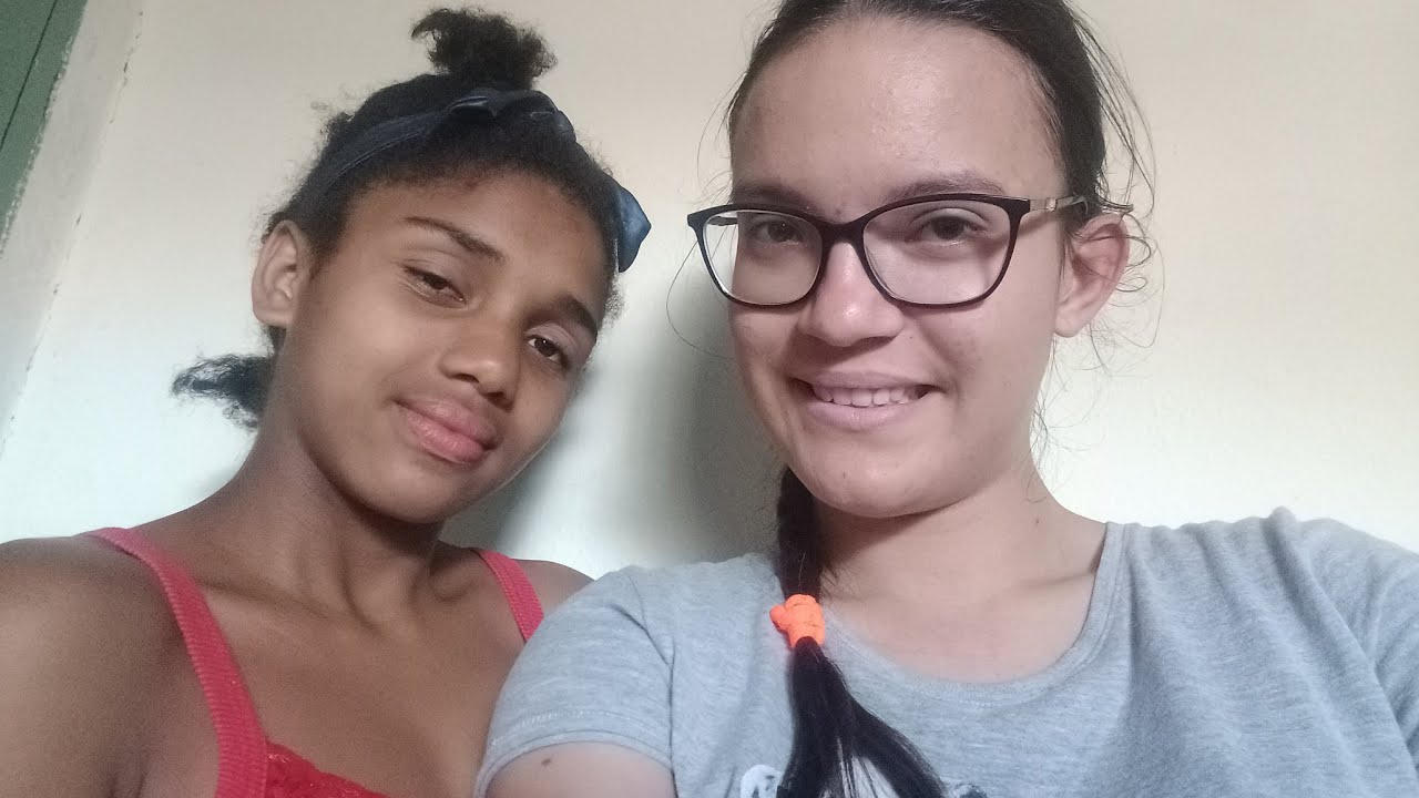 Asmr caseiro com minha Prima(asmr personal attention-asmr cuidando de você)asmr br