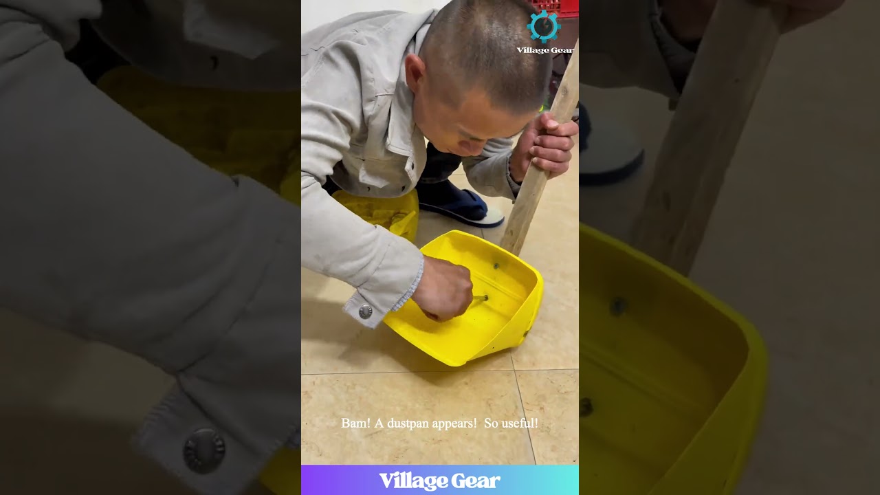 Dude Made a DUSTPAN & an Oil Can from ONE Jug?! 🤯 Mind=Blown! #diyhacks #recycle #genius #upcycle
