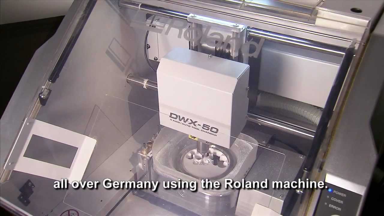 millDENT fräst Zahnersatz mit der DWX-50 von Roland DG