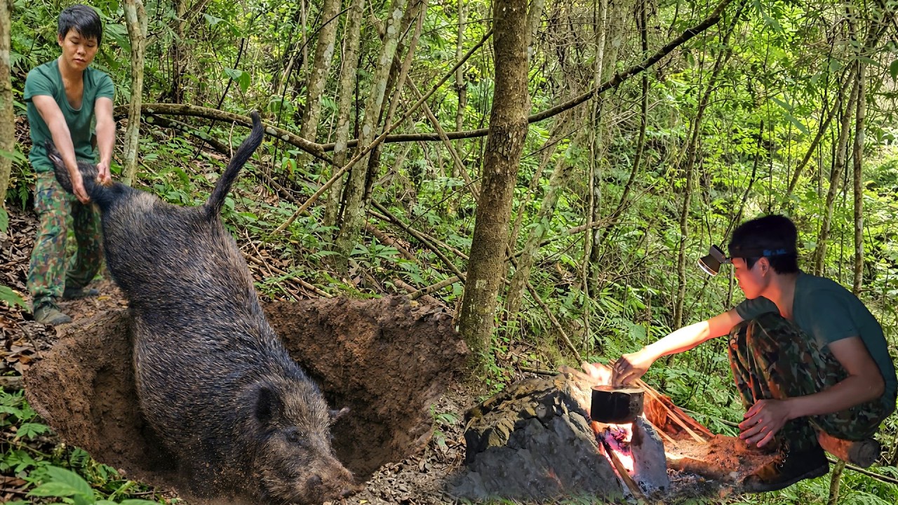 Following Giant Wild Boar Tracks, Setting Traps & Night Fishing | Solo Survival