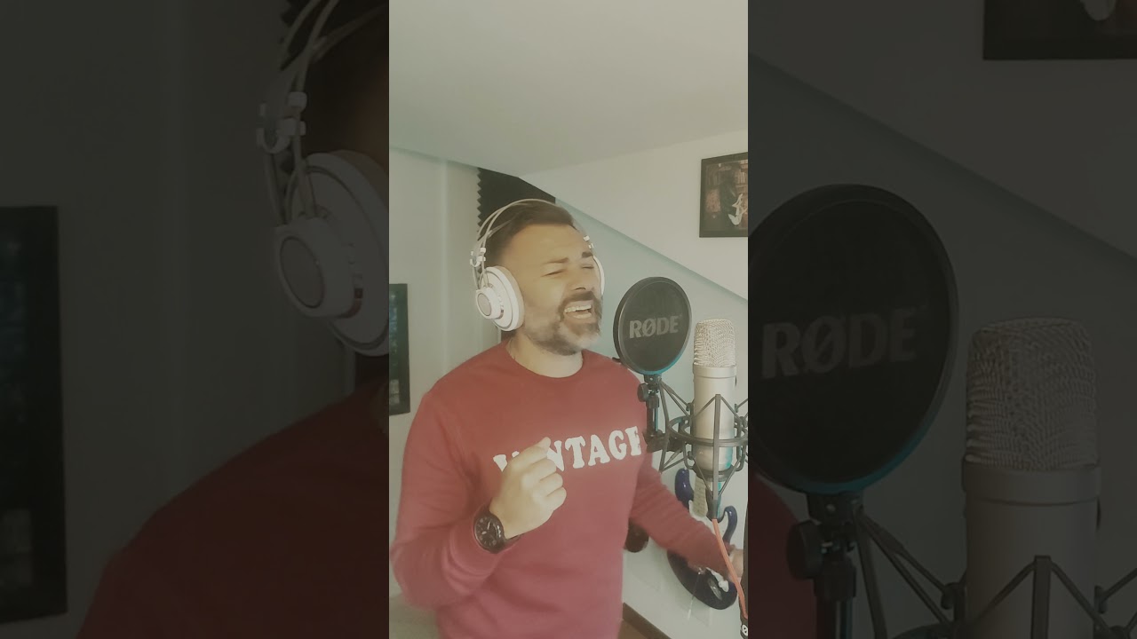 Il cielo è blu sopra le nuvole - POOH interpretazione di ClaudioVoice