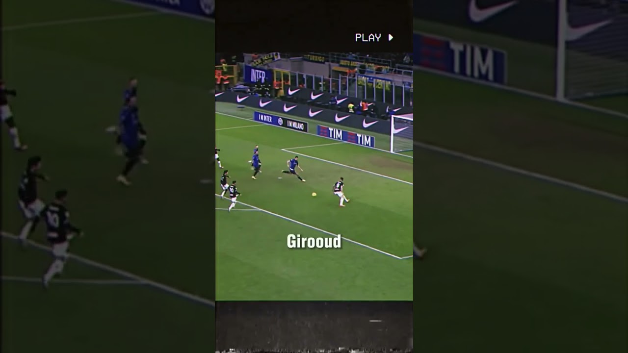 The commentator was mad at Giroud 😤🤬#shorts