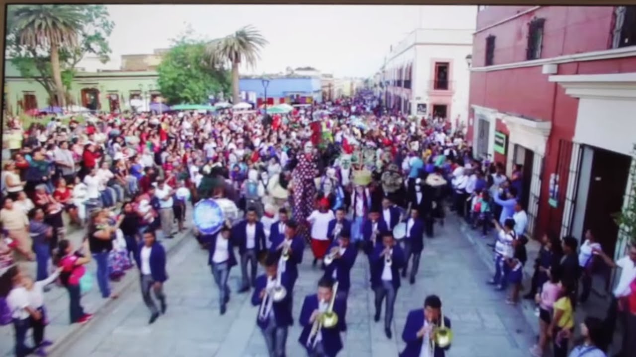BANDA LA JOYA - LOS TRICICLOS (VIDEO OFICIAL)