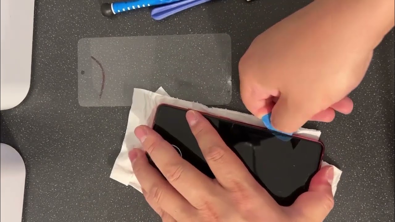 Samsung S20 change/replace screen 三星 S20 更换屏幕，更换碎屏总成！B-7000胶水需要24-48小时凝固，注意：更换屏幕手机，已经不能防水！