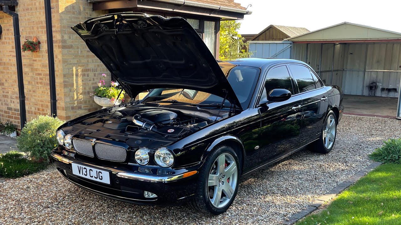 Jaguar XJR X350 pre MOT inspection