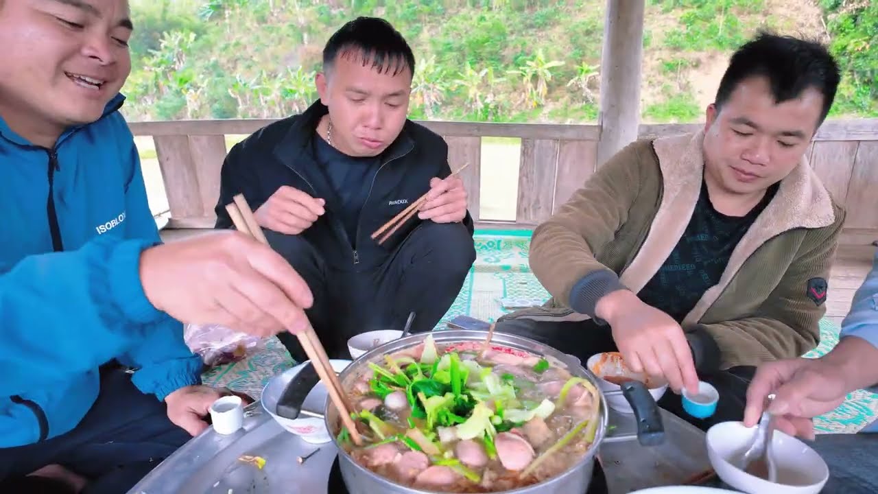Lẩu pịa, gà siêu ngon của anh em nhịp sống tây bắc | Nhịp Sống Tây Bắc