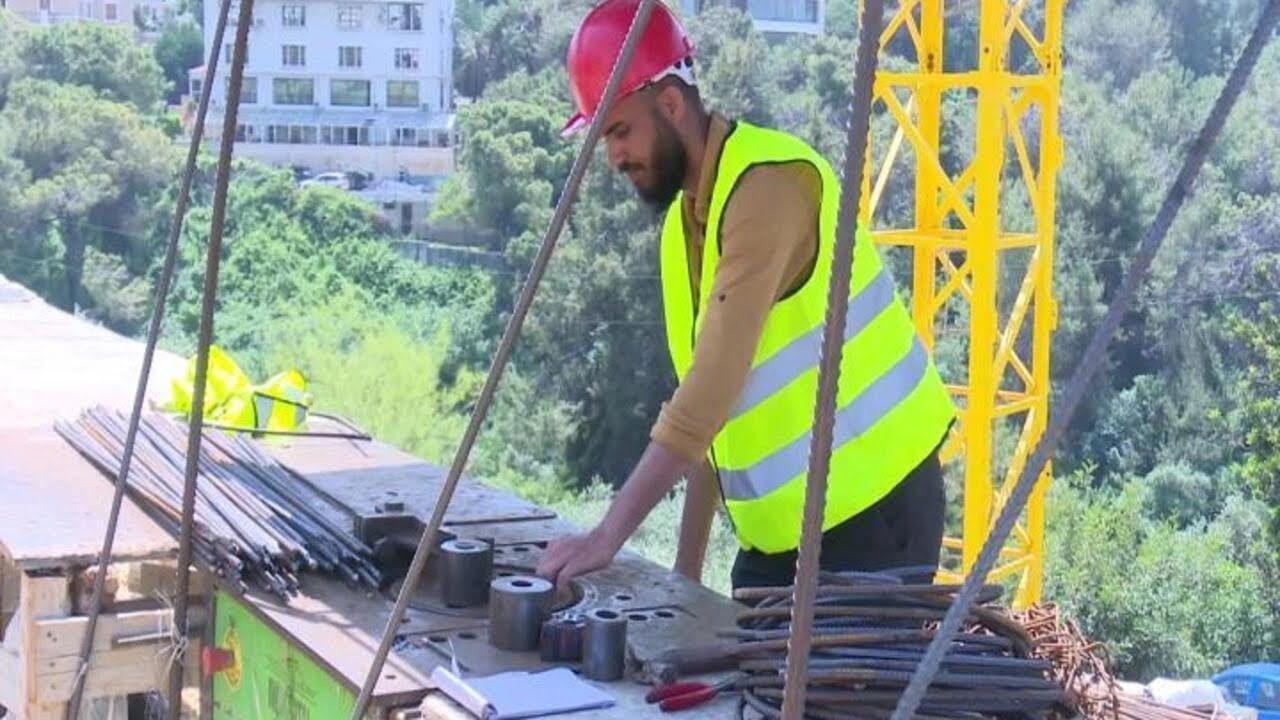 A crisis within a crisis: Syrians fearful as Lebanon steps up deportations • FRANCE 24 English
