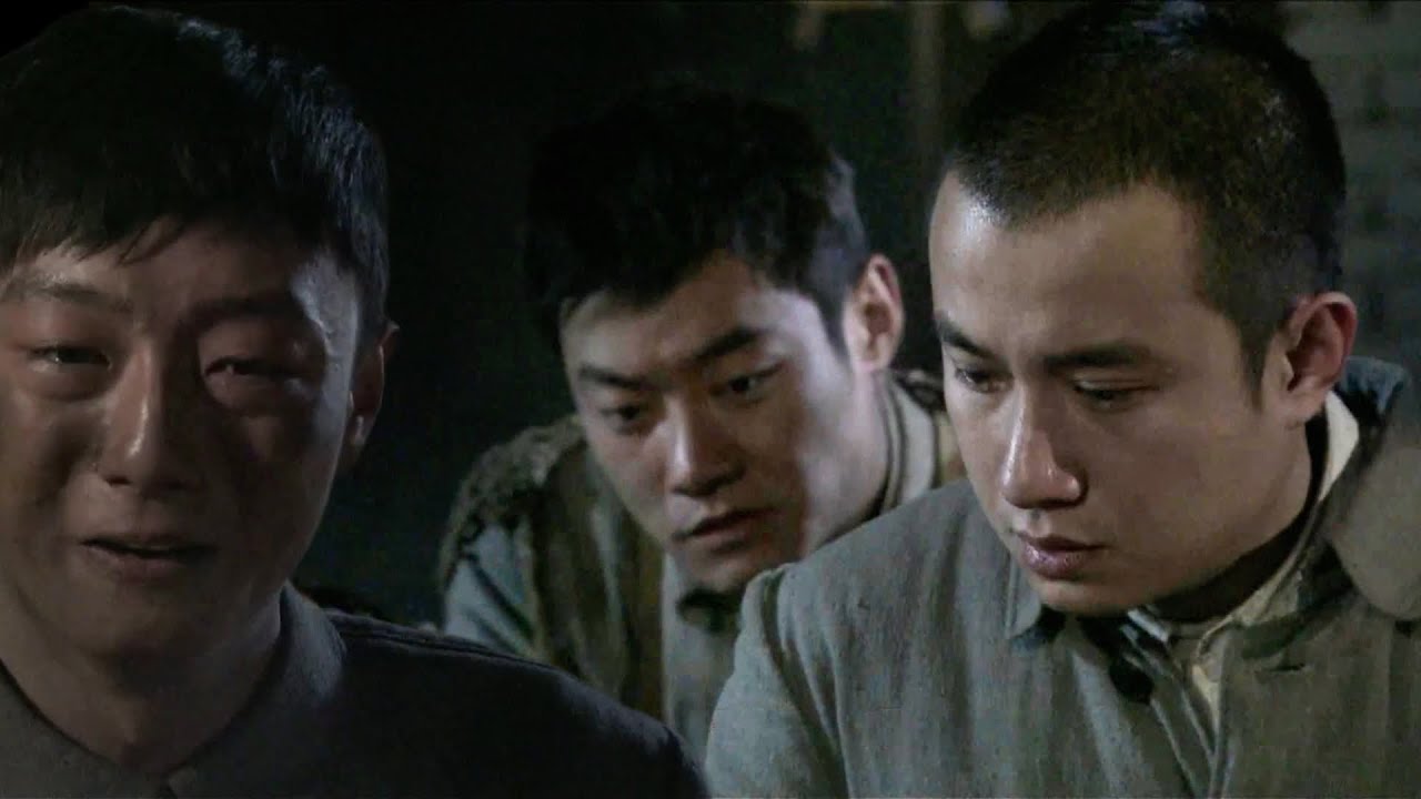 日軍用詭計引開八路軍主力，趁虛血洗村莊，百姓慘遭屠戮！⚔️ 抗日 Kung Fu #抗日 #電影 #功夫