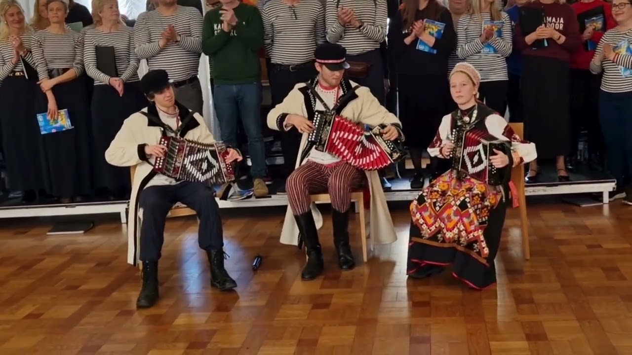 KARMOŠKAÄSSAD