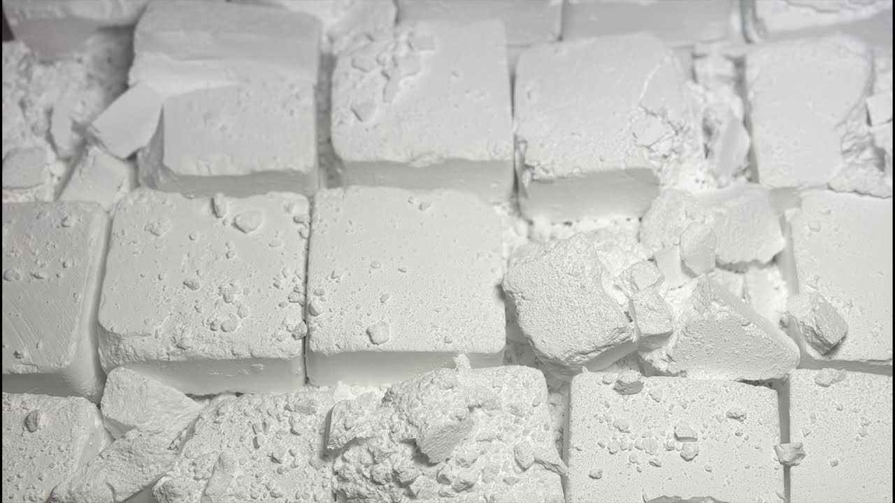 Easy Grip Mass Crush | Fresh Gym Chalk Crushing | Plain Jane Chalk