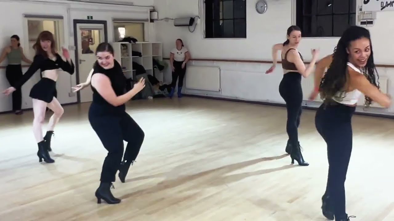 It’s Too Darn Hot (Class Video) - Carolyn Rupp