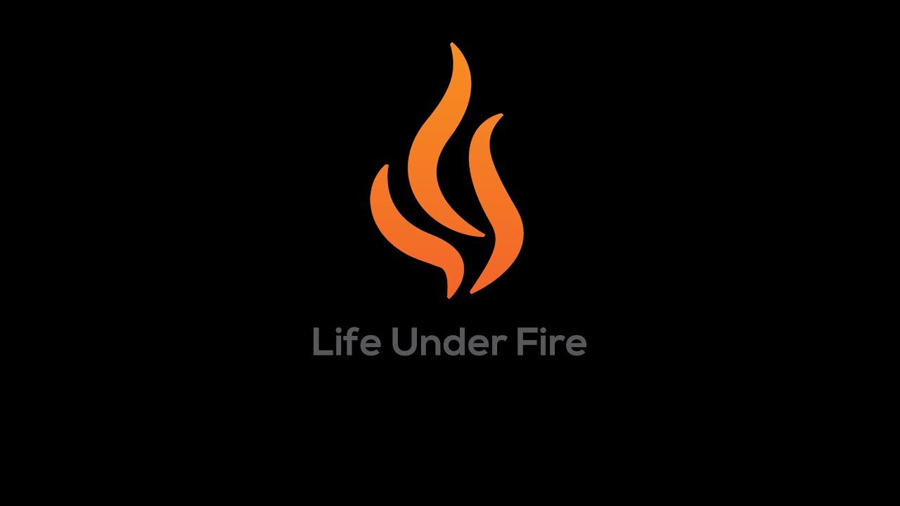 Aliens, Stephen and Gary Fight, Drama | Life Under Fire