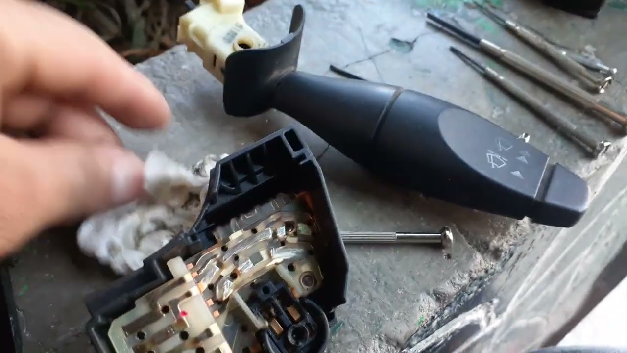 Falla eléctrica del limpia parabrisas solucionado