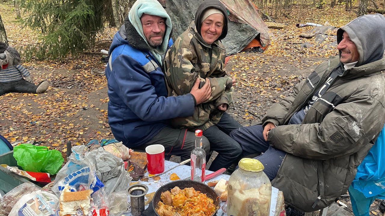 Люди леса кто замерз кто уехал? И что там с барахолкой? Мусорщик. Вопросы ответы?