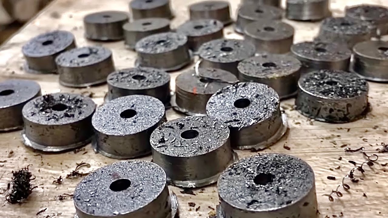 A very powerful MACHINE made of old METAL