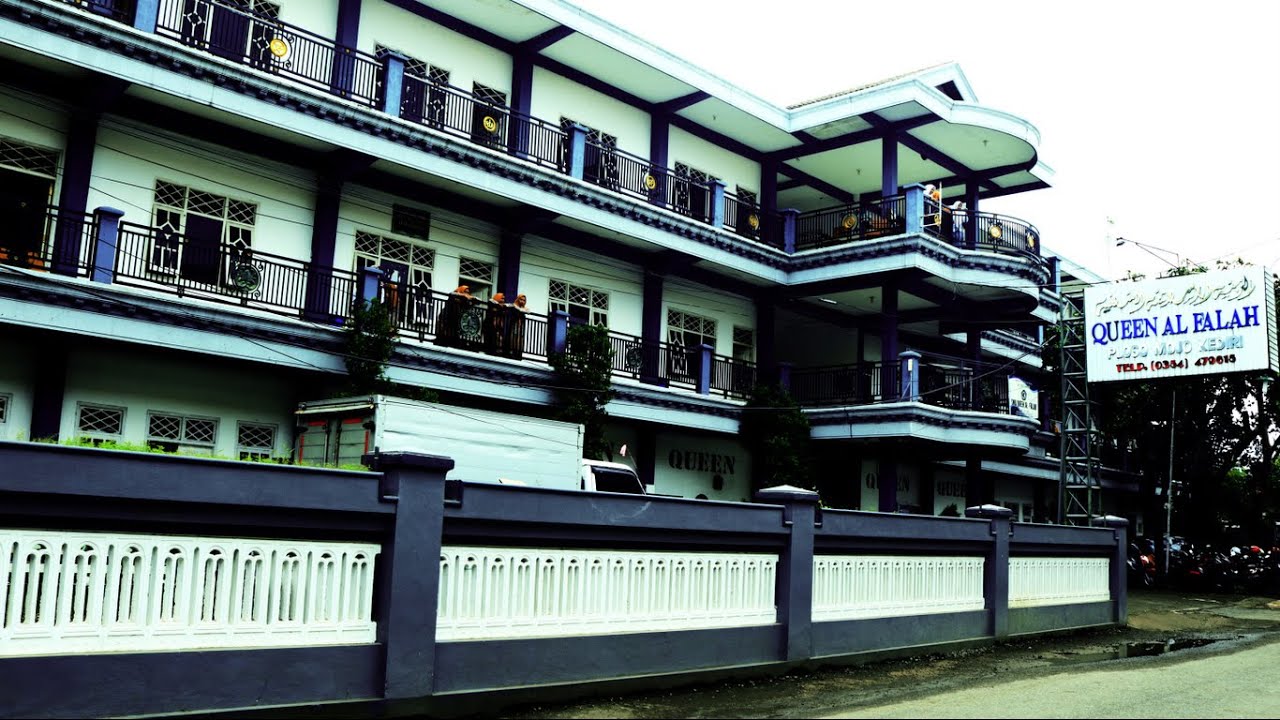 PROFIL SEKOLAH SMA QUEEN AL FALAH 2024