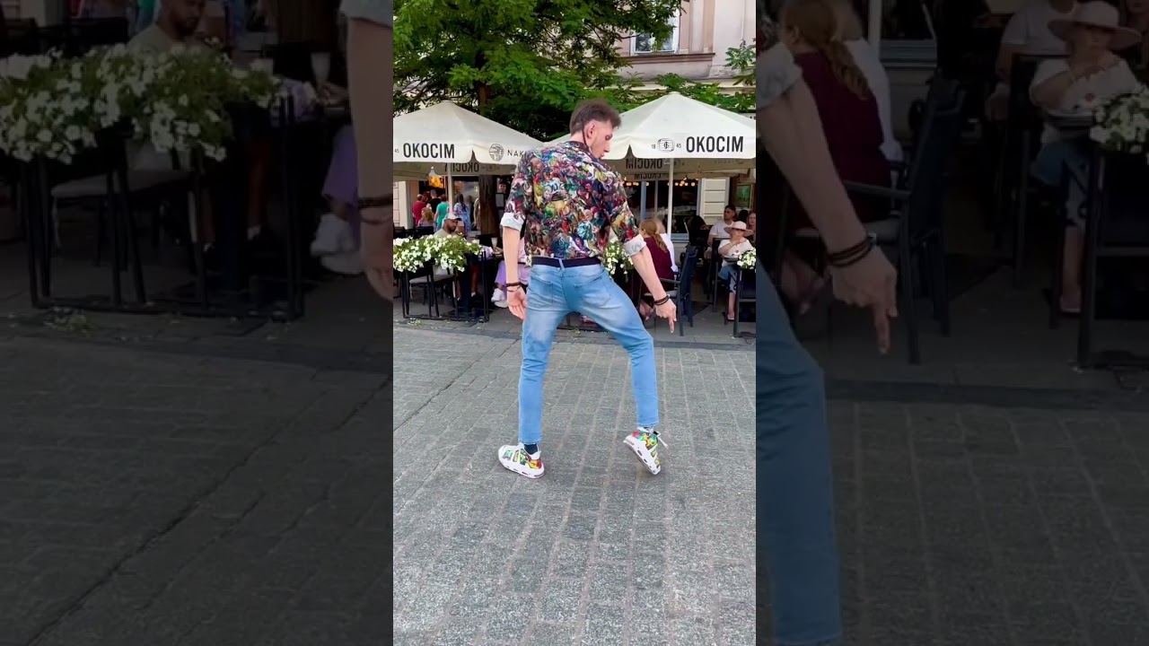Top dance moves - Quick tutorial of circle glide