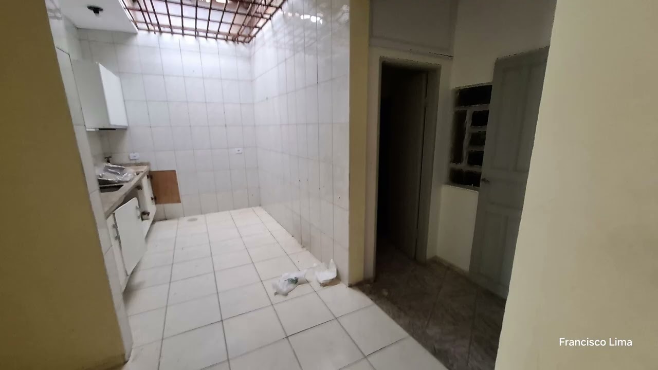 Galpão 335 m² com 10 m de frente 
